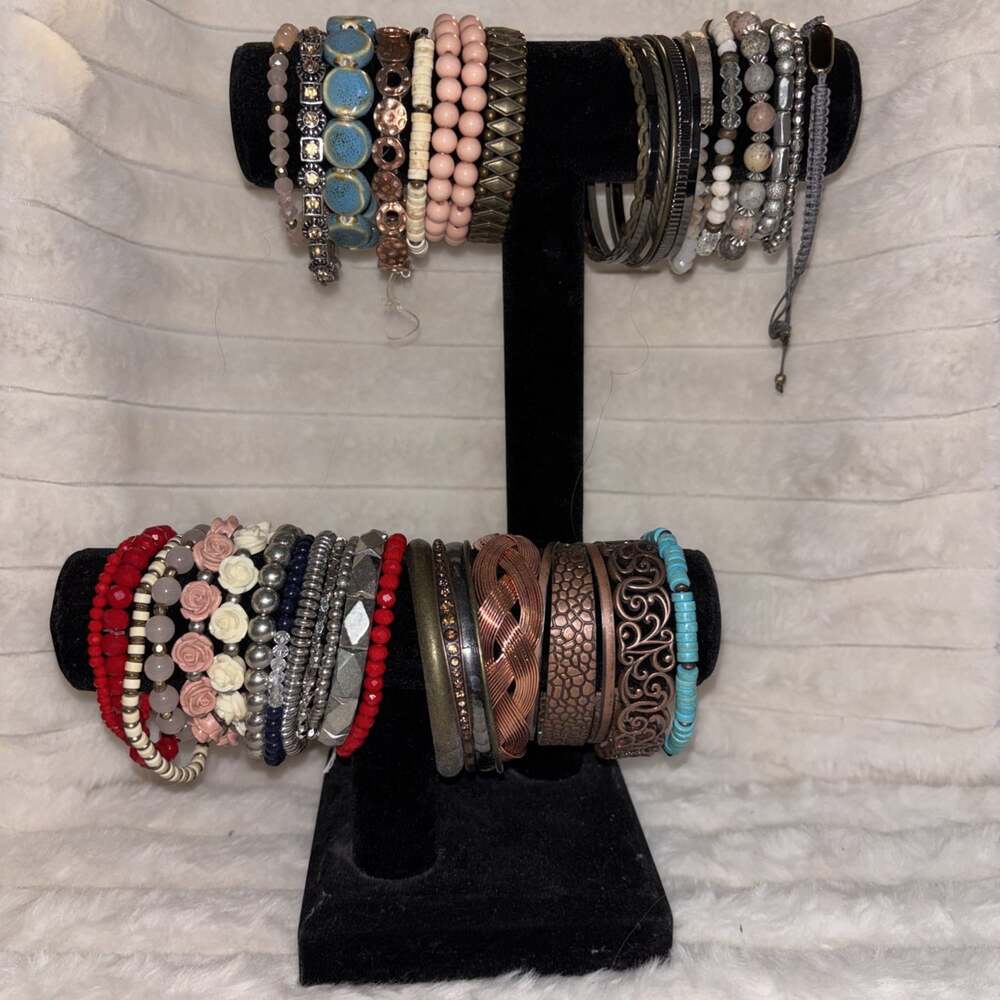 Bracelet Display And 43 Bracelets Lot Paparazzi Premier Boutique